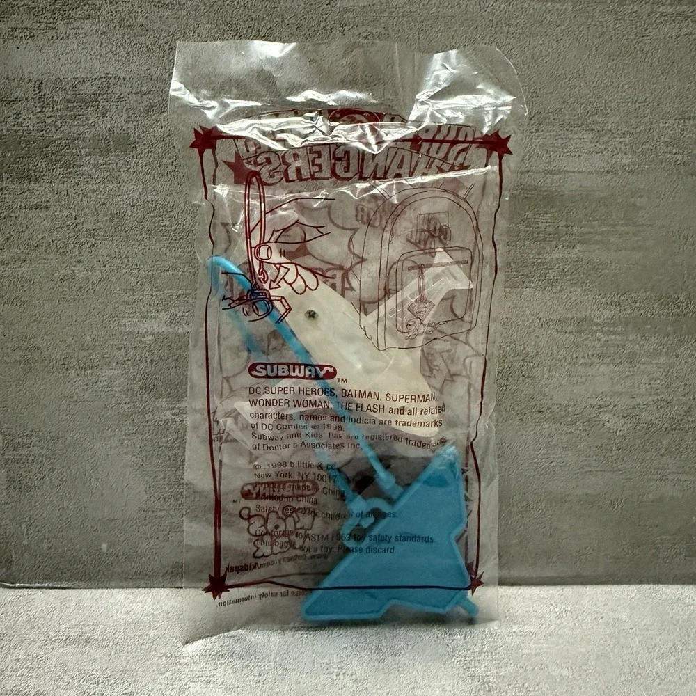 1998 Subway Justice League DC Comics WONDER WOMAN Invisible Plane Hanger